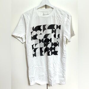 Graphic White T-Shirt Medium